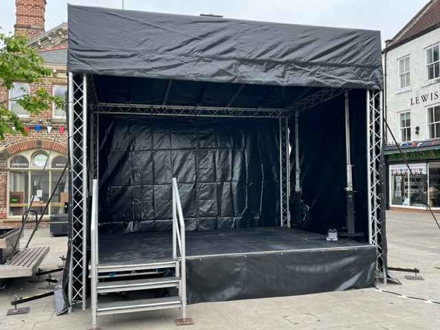 5x4 stage