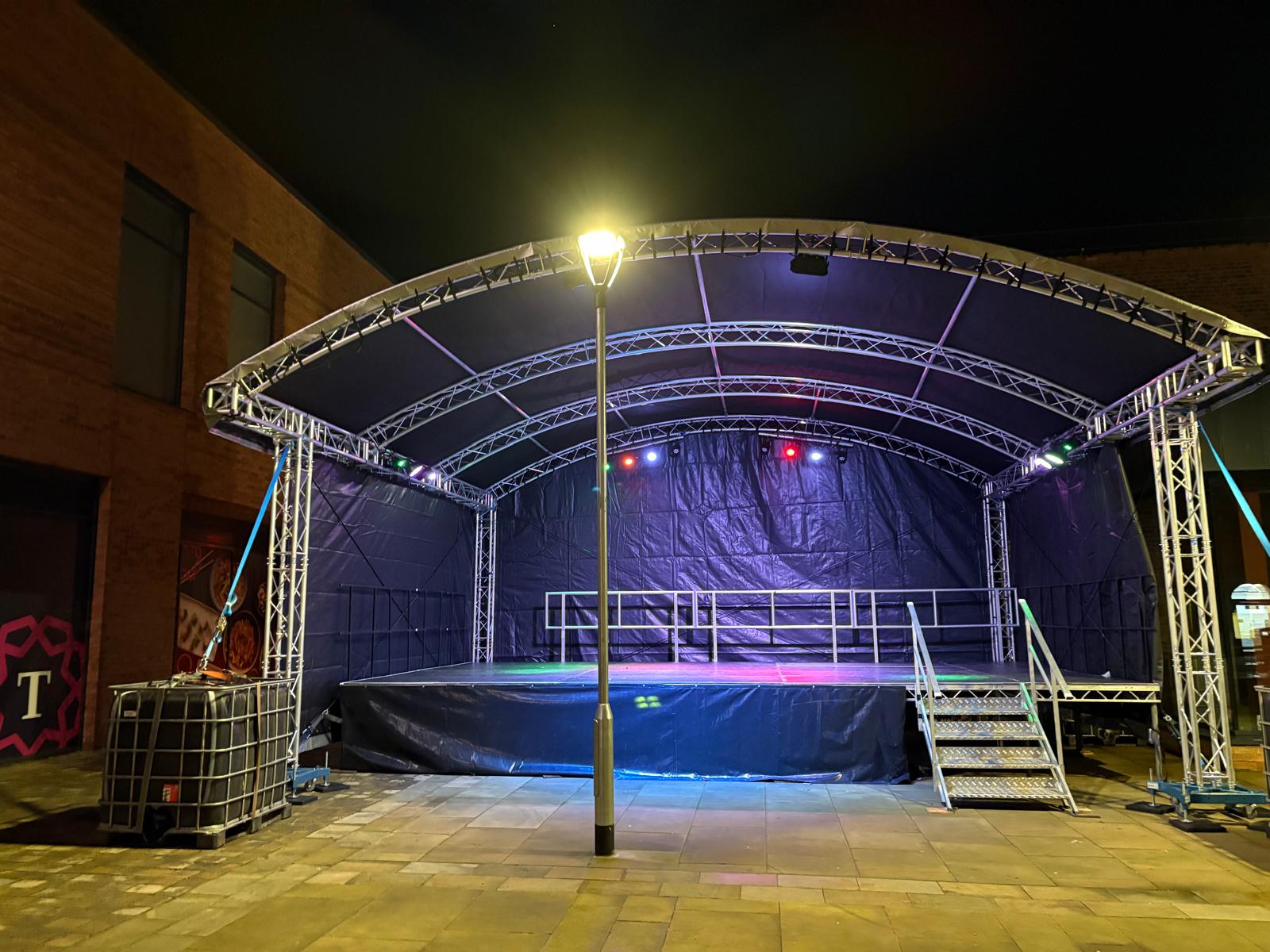 8 x 6m Arc Roof stage